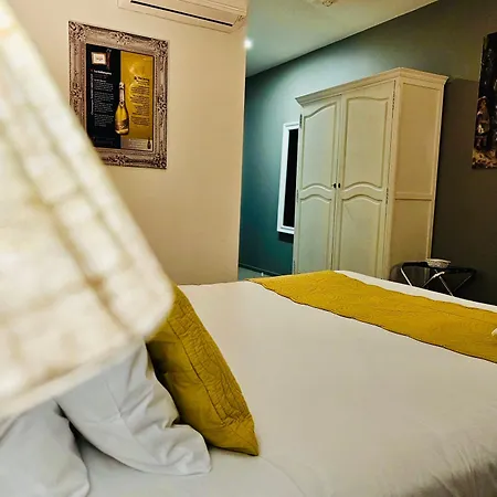 ホテル Arts & Millesimes