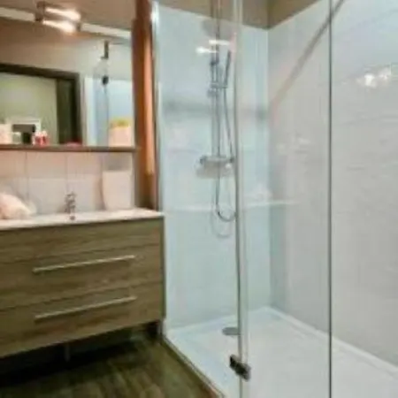 De Charme By Arts & Millesimes Отель *