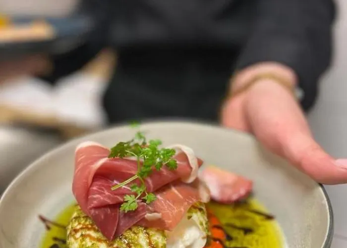 Art & Millesimes מלון