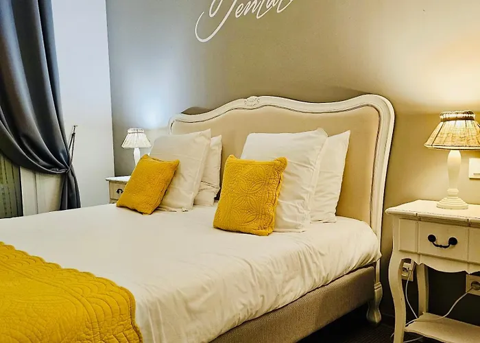 Art & Millesimes Otel